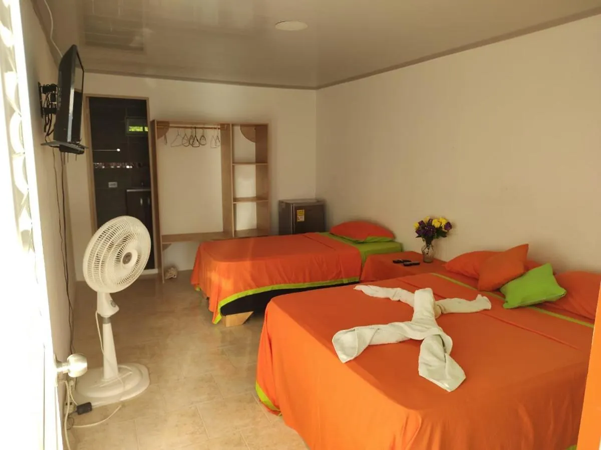 Cabanas Mister Mac Fresh Water Bay Colombia
