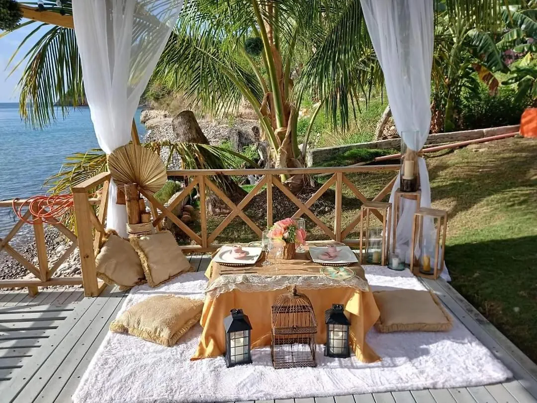 Inn Cabanas Mister Mac Fresh Water Bay Colombia